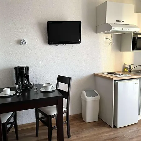 Climatise Avec Piscine A Saint-florent, Proche - Fr-1-650-42 Apartmán