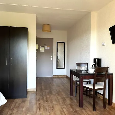 Climatise Avec Piscine A Saint-florent, Proche - Fr-1-650-42 Saint-Florent